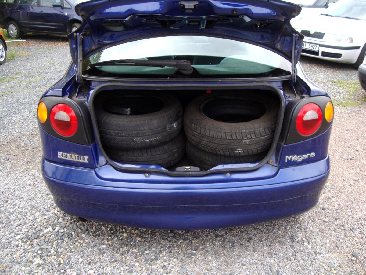 Renault Mégane, 1998 - pohled č. 7
