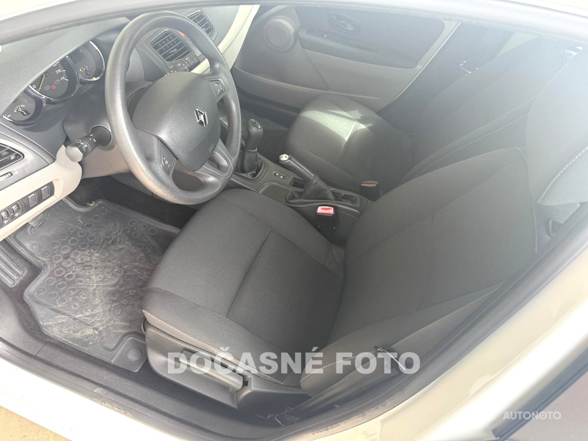 Renault Mégane, 2011 - pohled č. 3