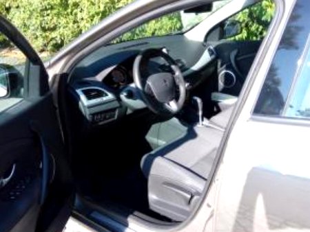 Renault Mégane, 2011 - pohled č. 5