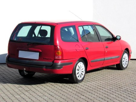 Renault Mégane, 2001 - pohled č. 5