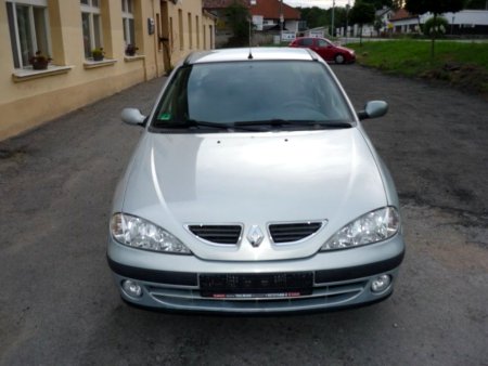 Renault Mégane, 2001 - pohled č. 2