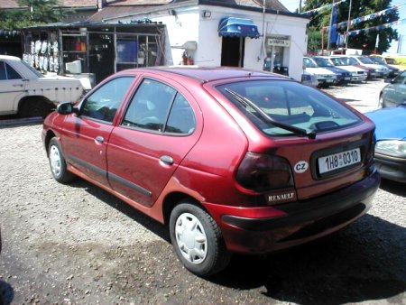 Renault Mégane, 1996 - pohled č. 5