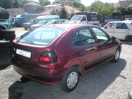 Renault Mégane, 1996 - pohled č. 6