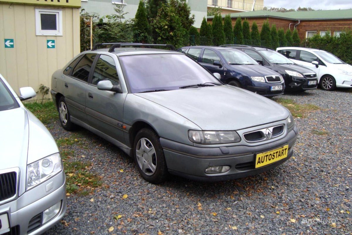 Renault Safrane, 1997 - pohled č. 2