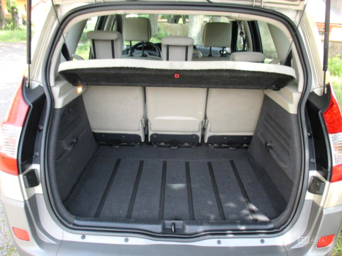 Renault Scénic, 2008 - pohled č. 8