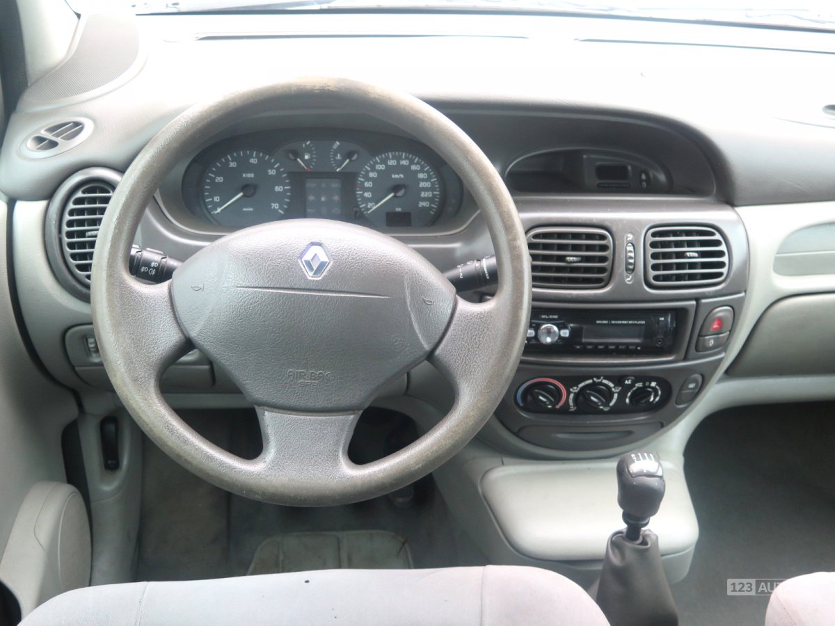 Renault Scénic, 2002 - pohled č. 9