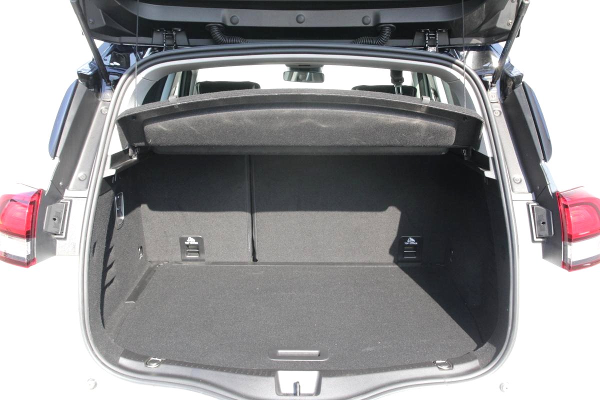 Renault Scénic, 2017 - pohled č. 10