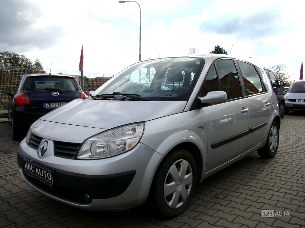 Renault Scénic, 2005 - celkový pohled