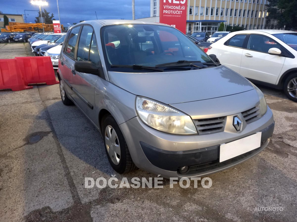 Renault Scénic, 2005 - celkový pohled