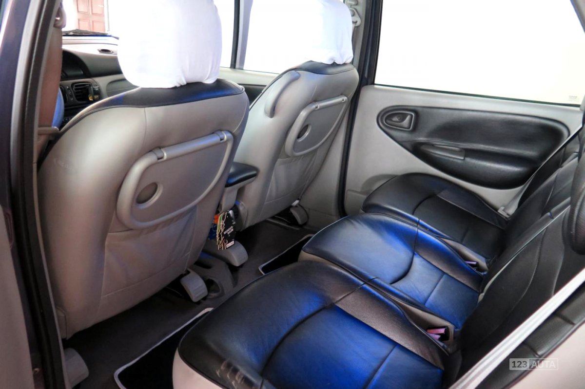 Renault Scénic, 2000 - pohled č. 16