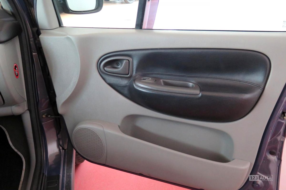 Renault Scénic, 2000 - pohled č. 20