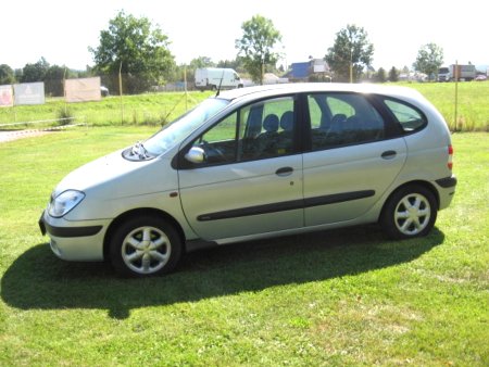 Renault Scénic 1.9 DCi