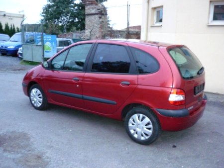 Renault Scénic, 2003 - pohled č. 5