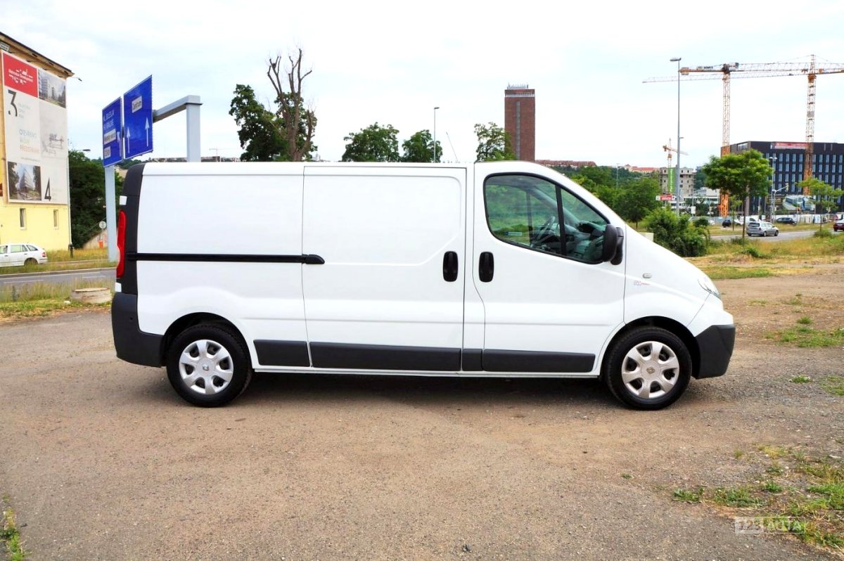 Renault Trafic, 2014 - pohled č. 5