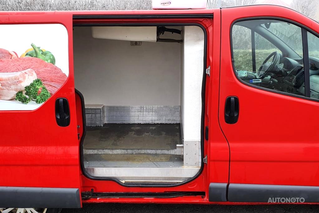 Renault Trafic, 2011 - pohled č. 2