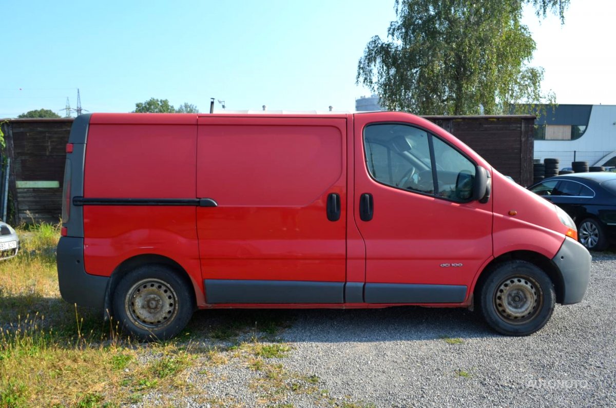 Renault Trafic, 2005 - pohled č. 2