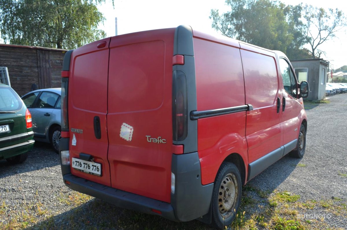 Renault Trafic, 2005 - pohled č. 3