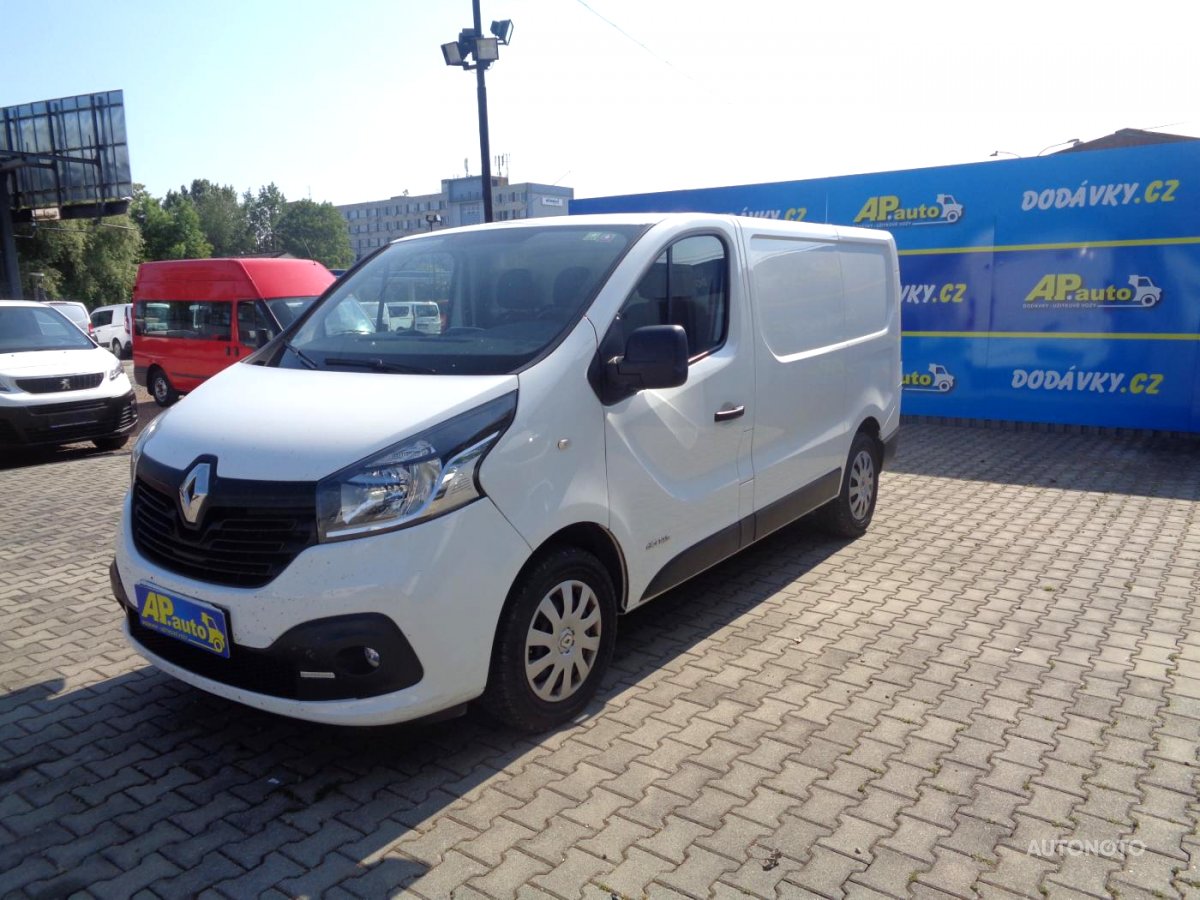 Renault Trafic, 2018 - pohled č. 3