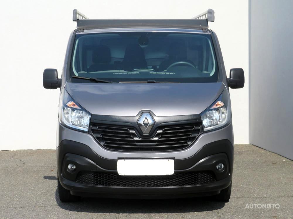 Renault Trafic, 2016 - pohled č. 2
