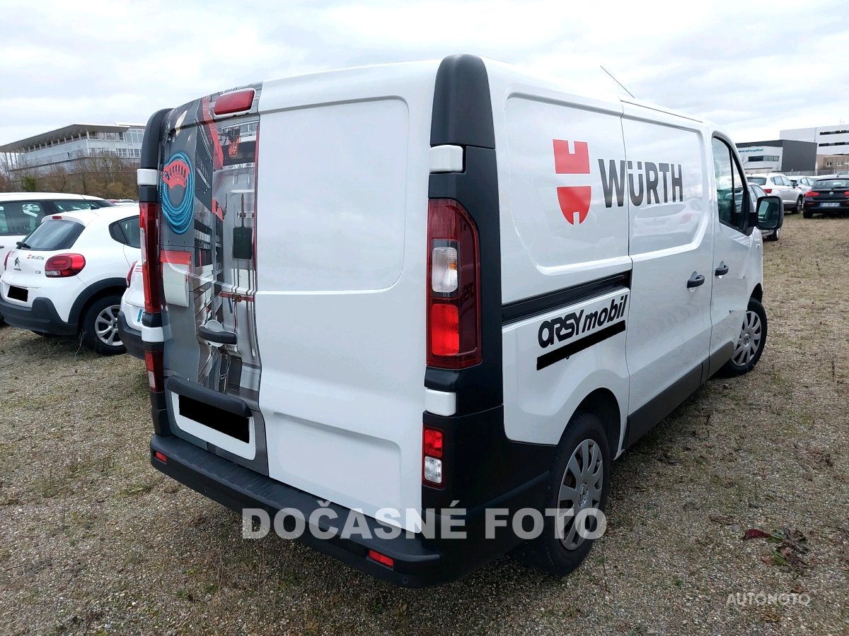 Renault Trafic, 2017 - pohled č. 2