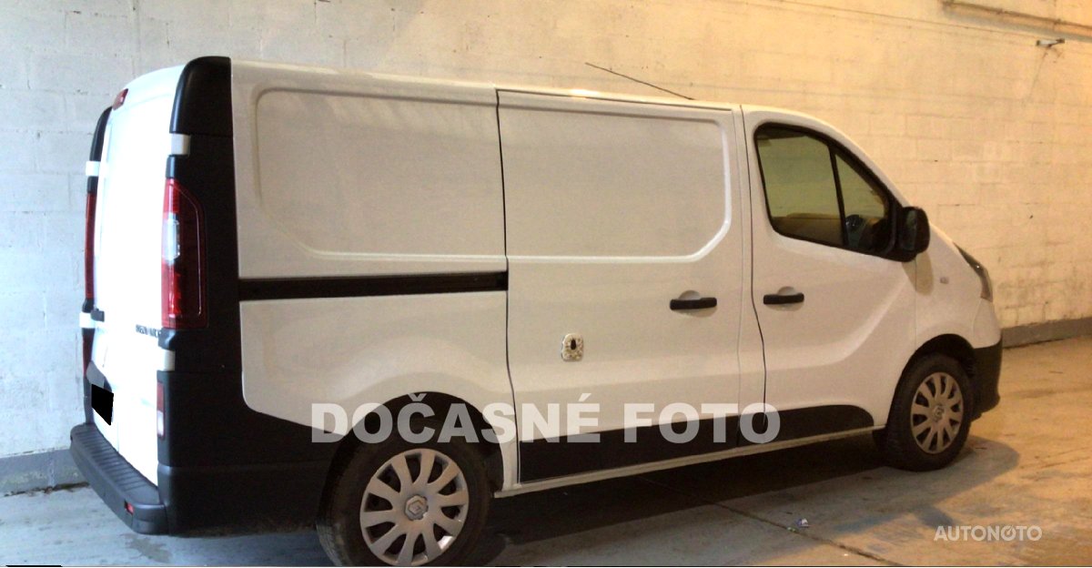 Renault Trafic, 2016 - pohled č. 3