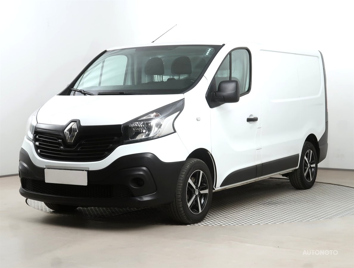 Renault Trafic, 2016 - pohled č. 3