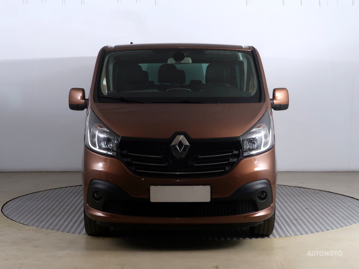 Renault Trafic, 2017 - pohled č. 2