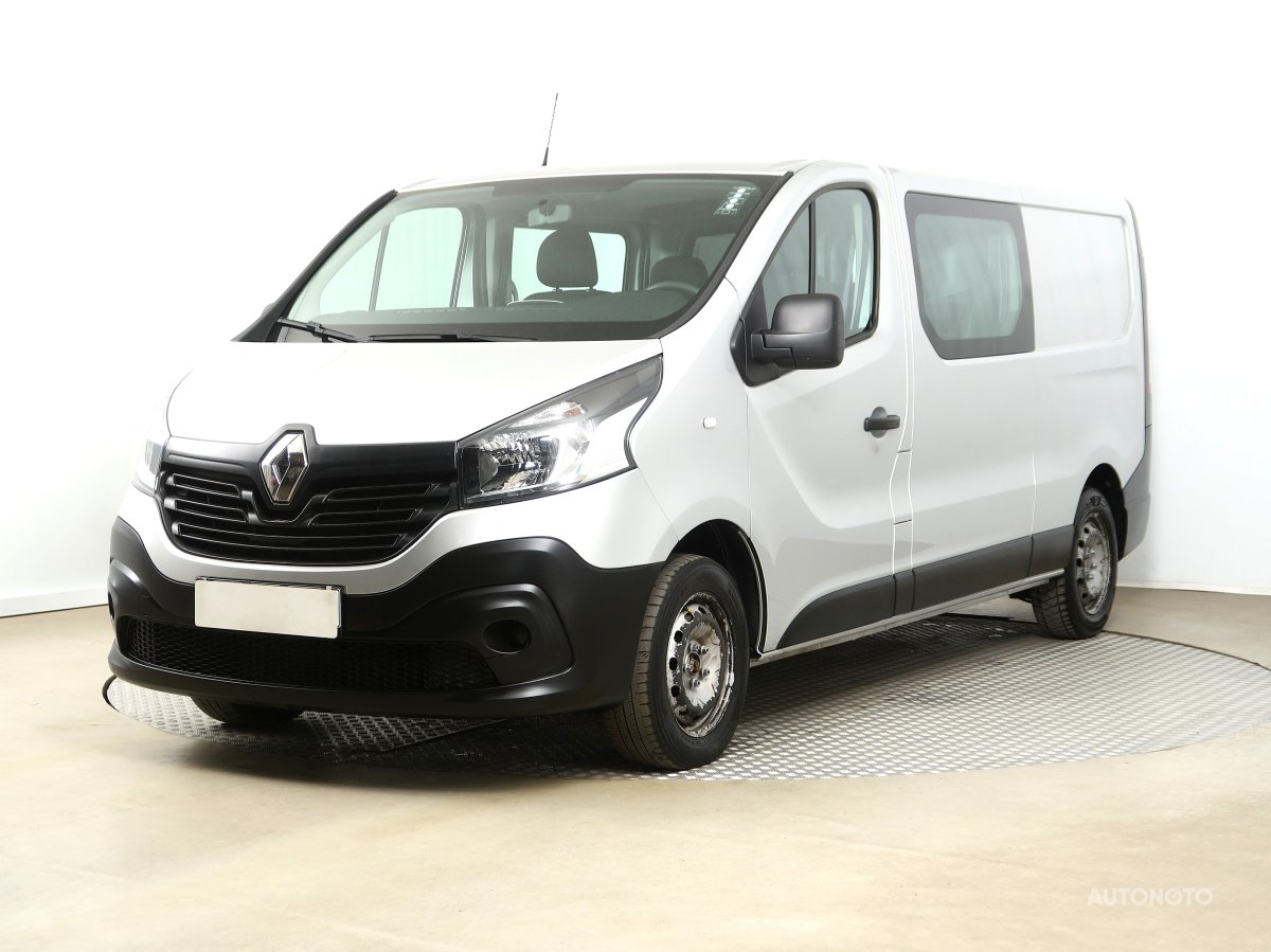 Renault Trafic, 2016 - pohled č. 3