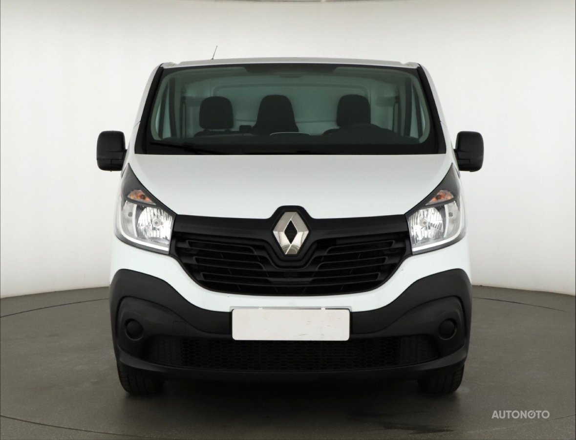 Renault Trafic, 2018 - pohled č. 2