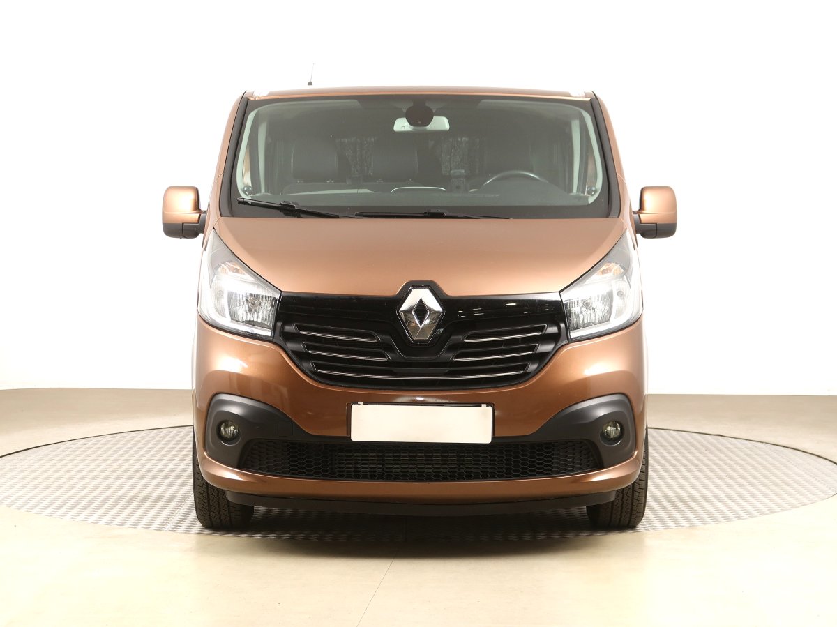 Renault Trafic, 2016 - pohled č. 2