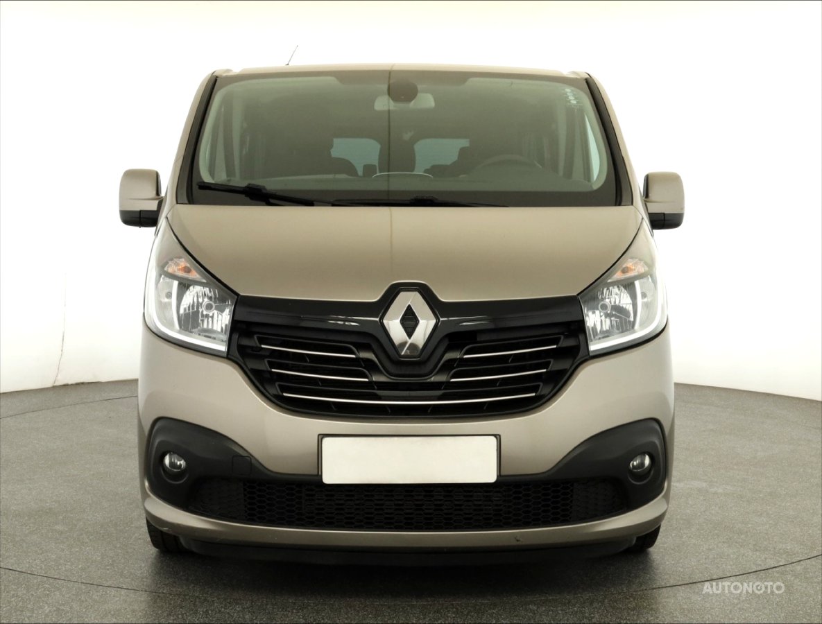Renault Trafic, 2015 - pohled č. 2