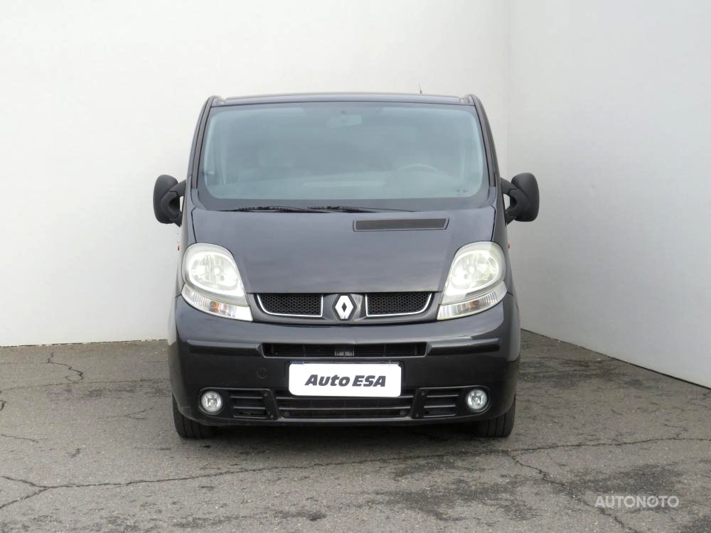 Renault Trafic, 2004 - pohled č. 2