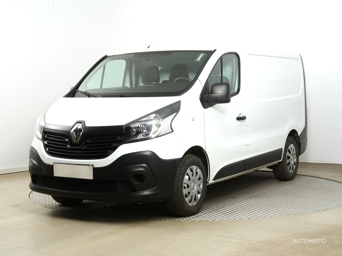 Renault Trafic, 2019 - pohled č. 3