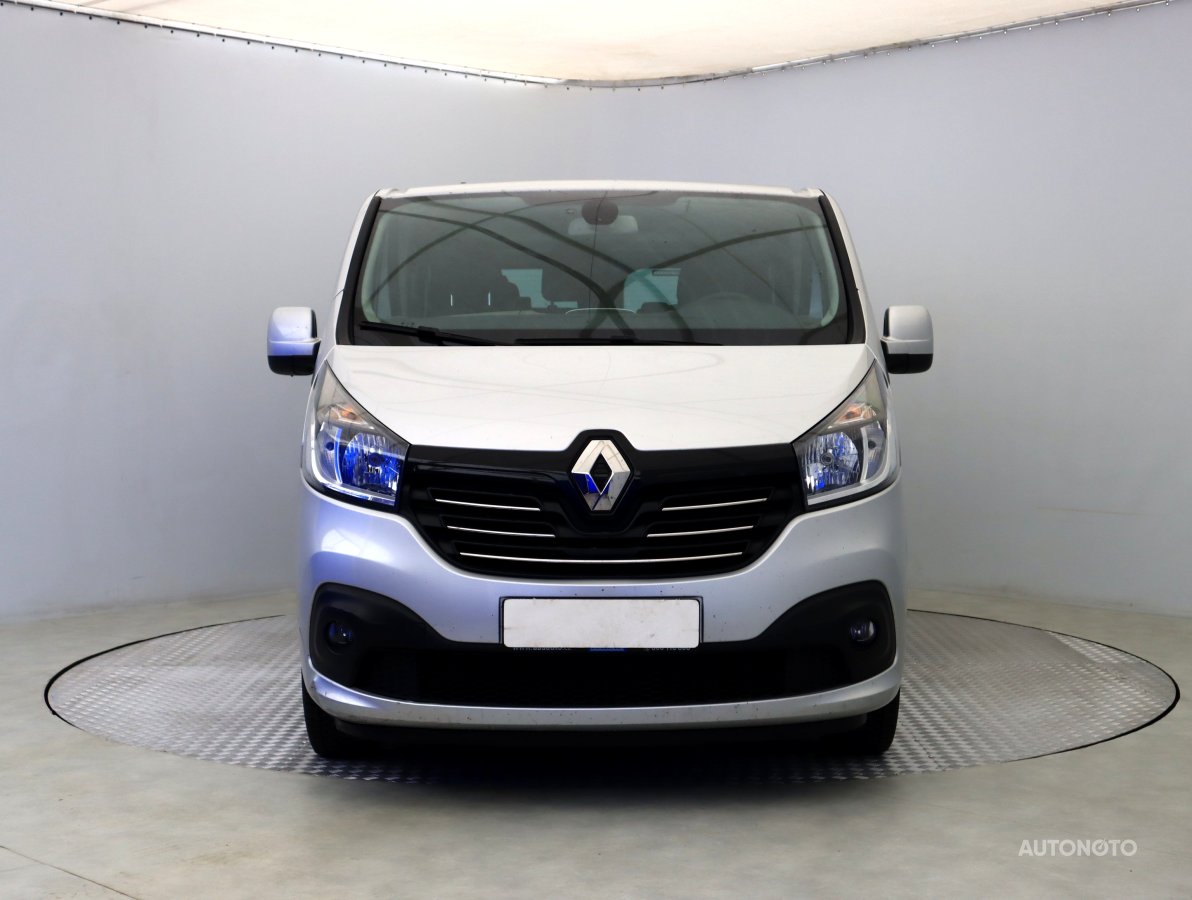 Renault Trafic, 2019 - pohled č. 2