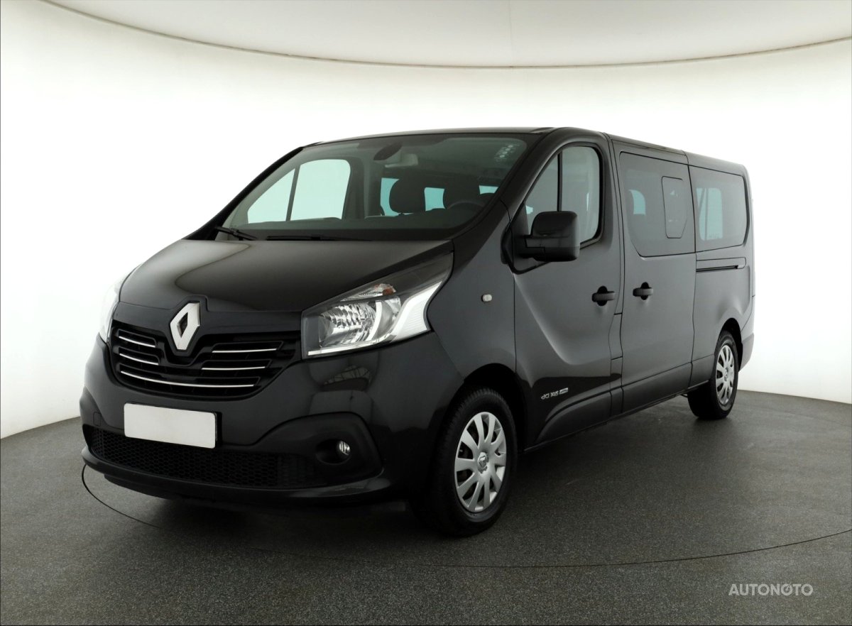Renault Trafic, 2018 - pohled č. 3