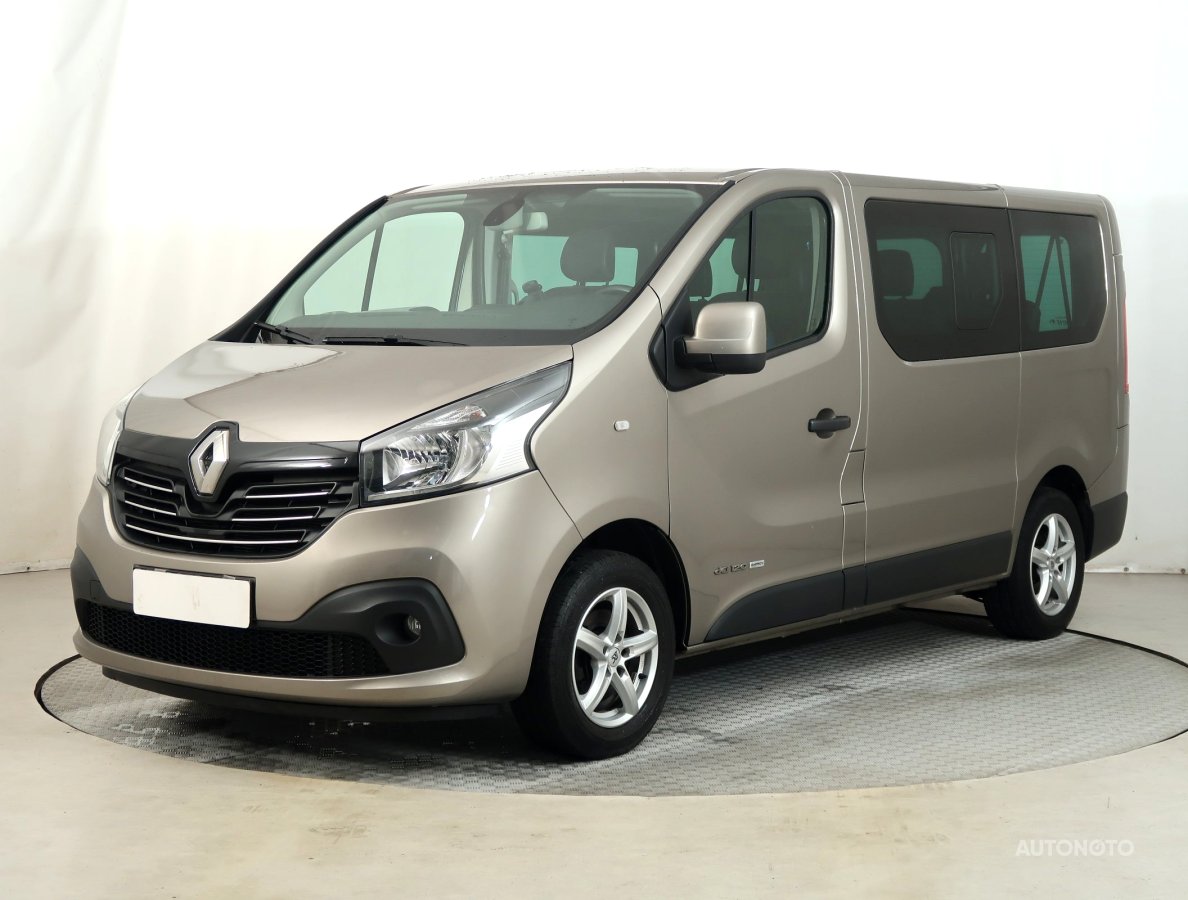 Renault Trafic, 2015 - pohled č. 3
