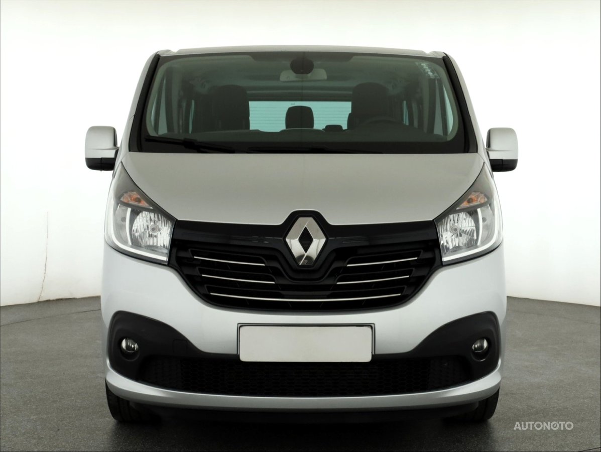 Renault Trafic, 2017 - pohled č. 2