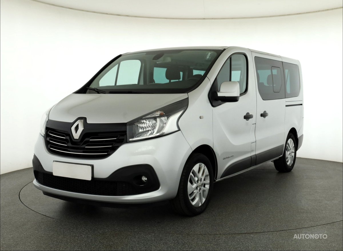 Renault Trafic, 2017 - pohled č. 3