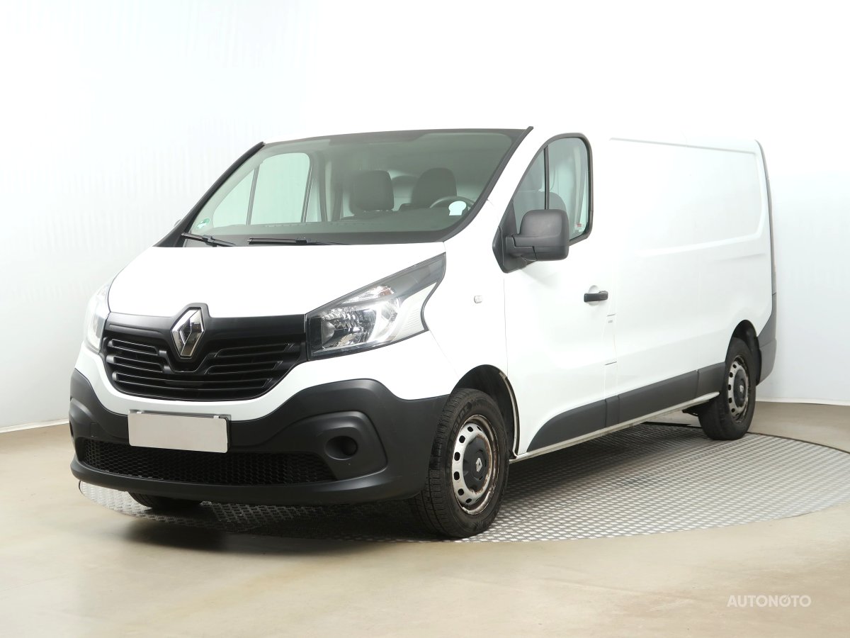 Renault Trafic, 2019 - pohled č. 3