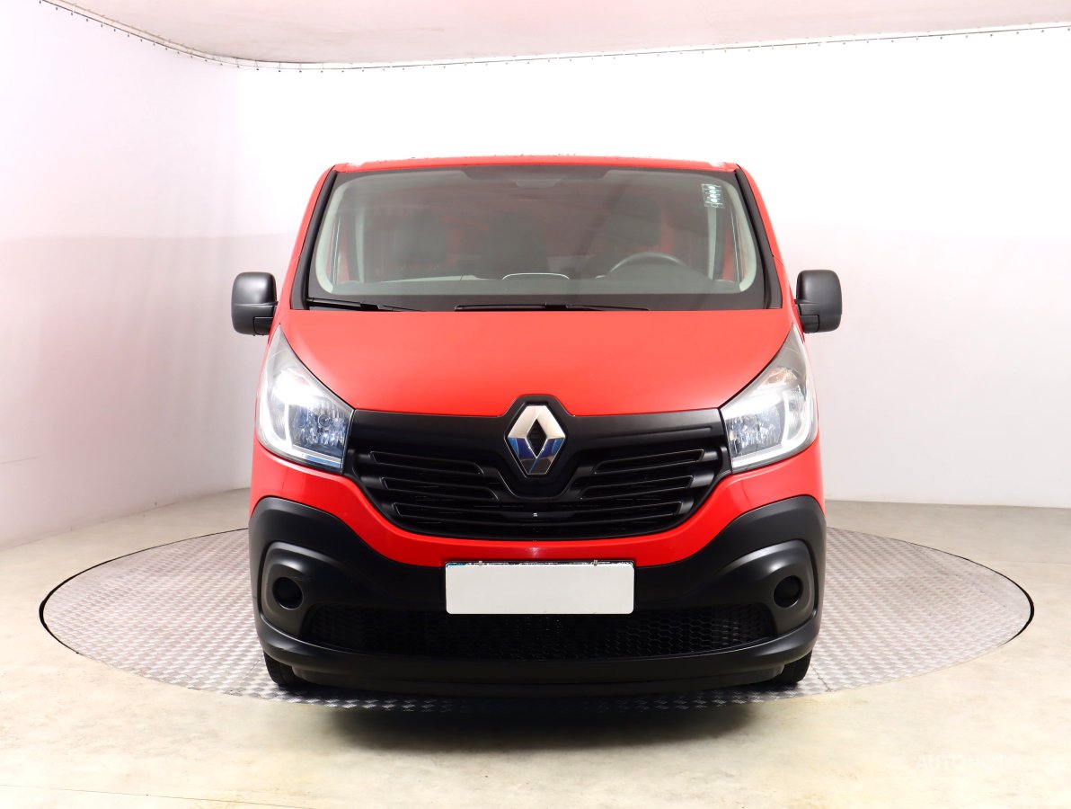 Renault Trafic, 2017 - pohled č. 2