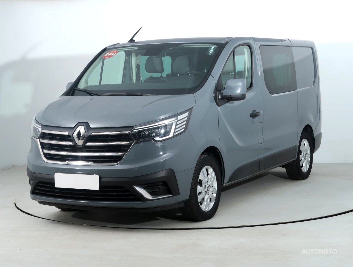Renault Trafic, 2022 - pohled č. 3