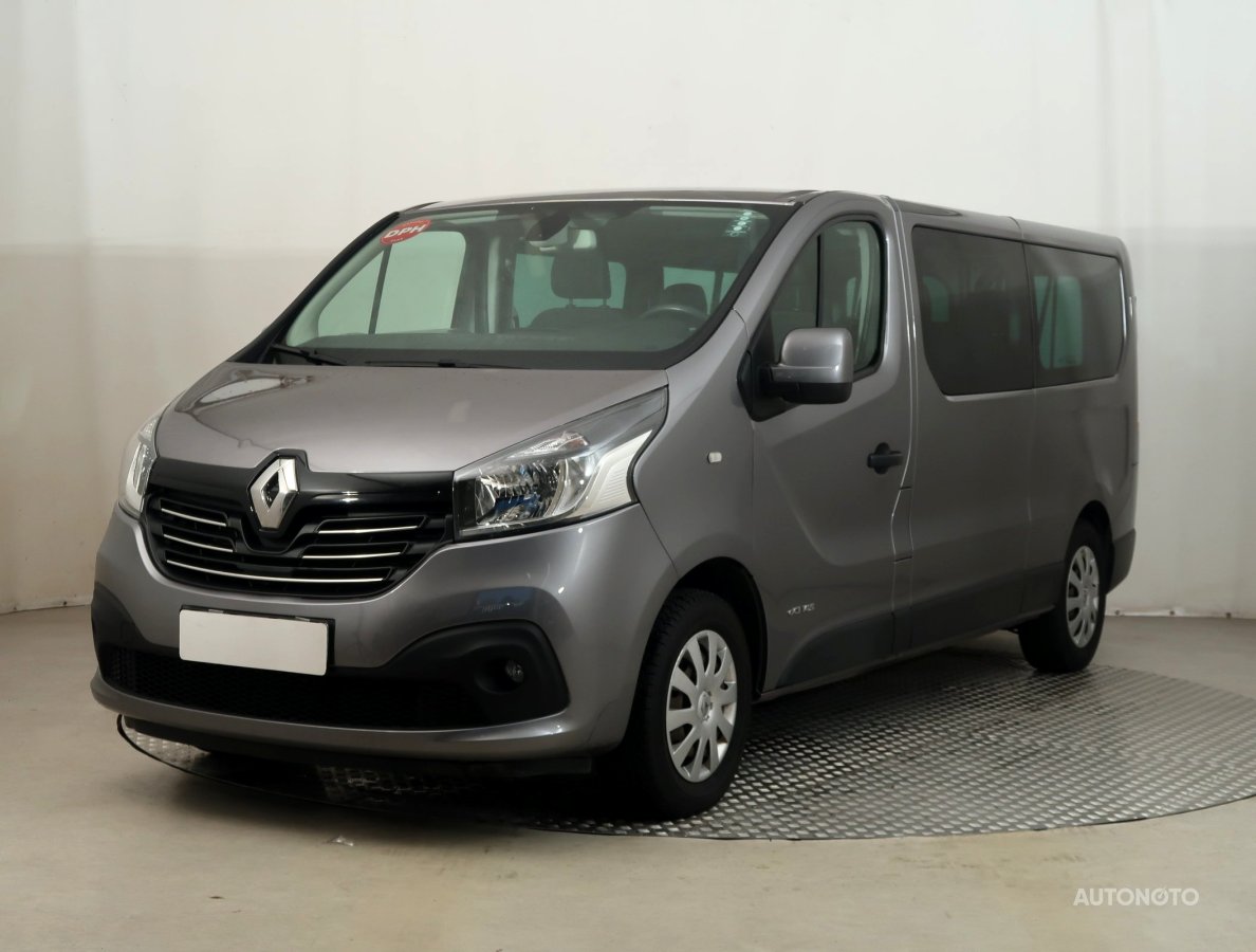 Renault Trafic, 2017 - pohled č. 3