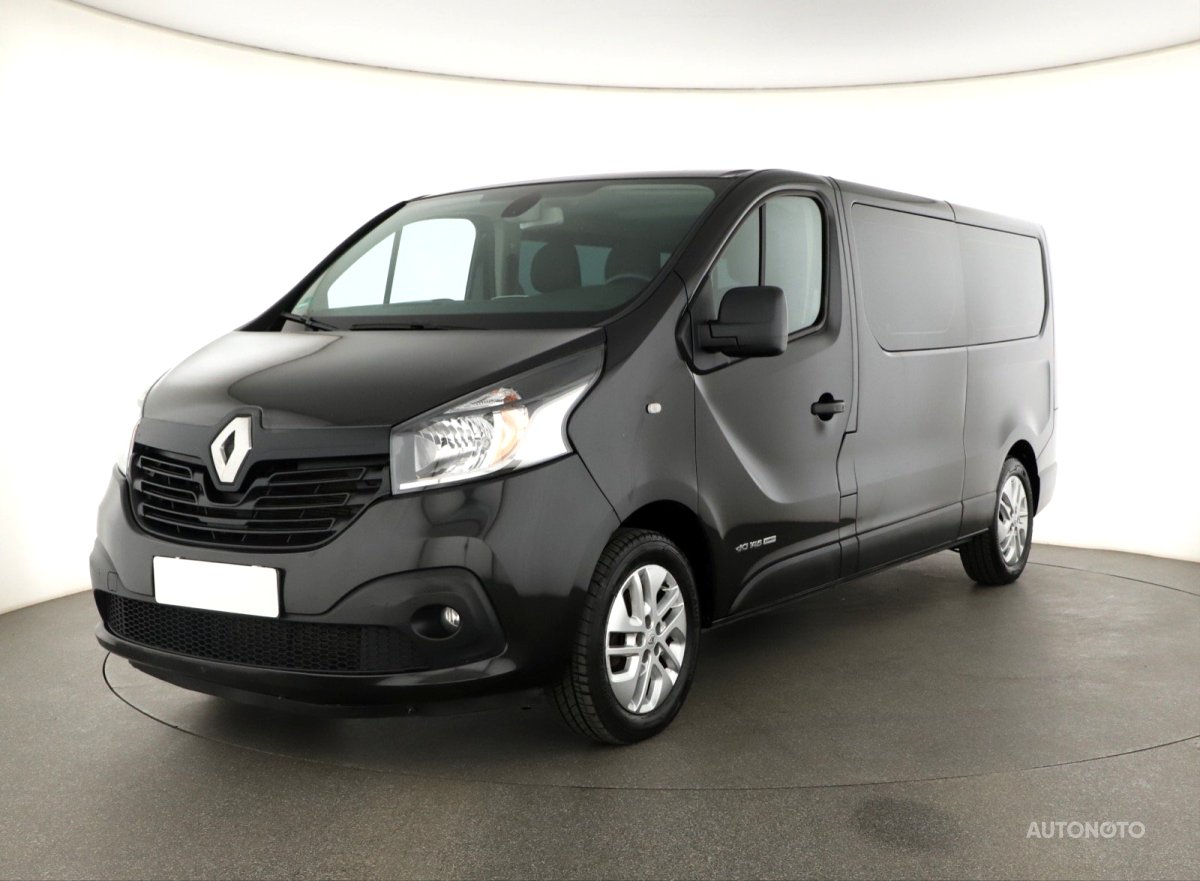 Renault Trafic, 2018 - pohled č. 3