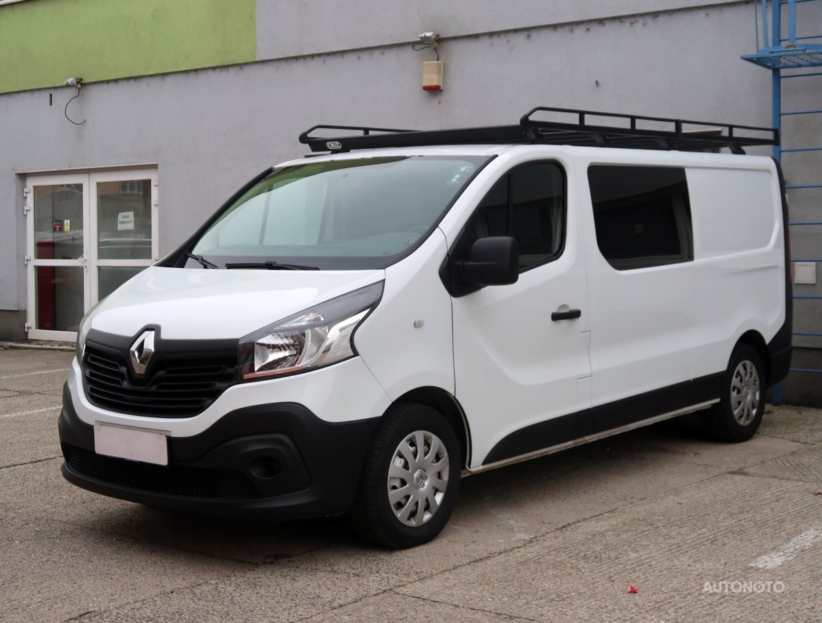 Renault Trafic, 2016 - pohled č. 3