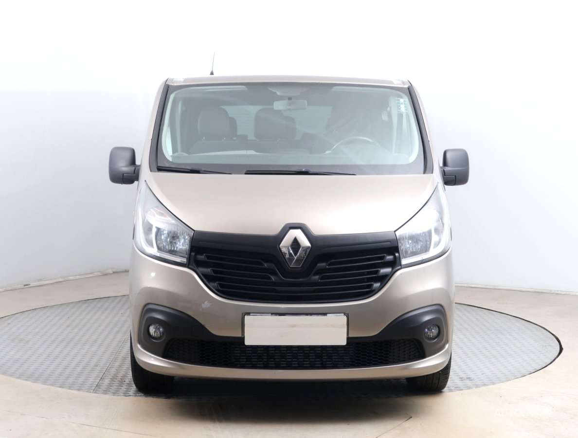 Renault Trafic, 2015 - pohled č. 2