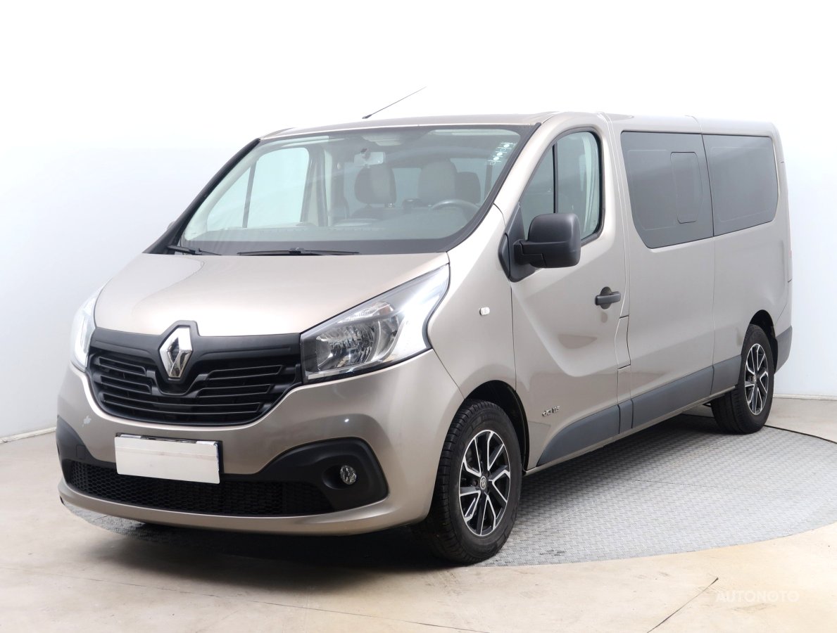 Renault Trafic, 2015 - pohled č. 3
