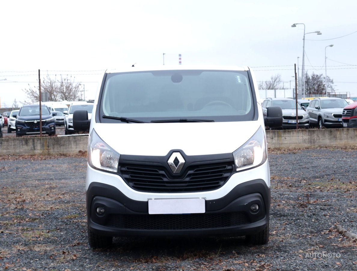 Renault Trafic, 2017 - pohled č. 2