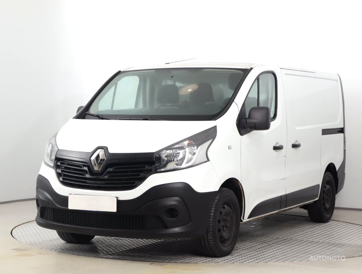 Renault Trafic, 2018 - pohled č. 3