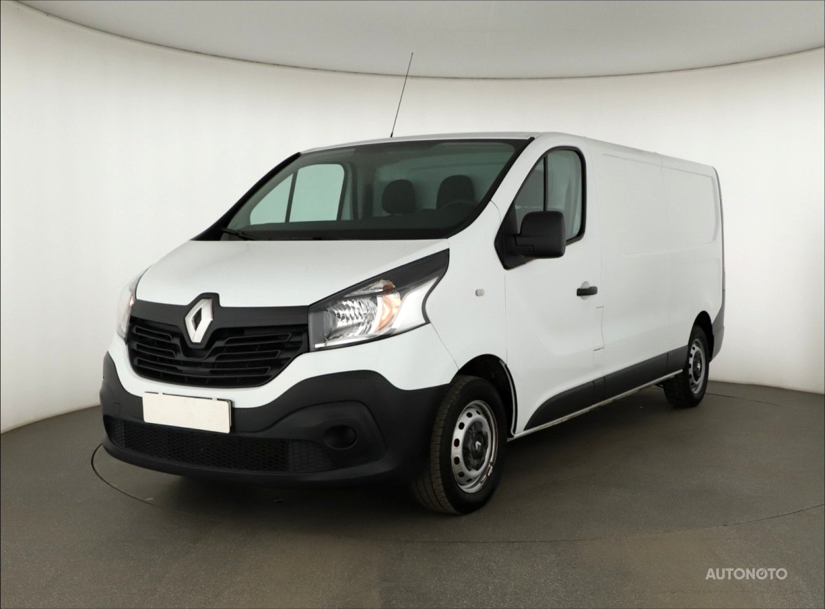 Renault Trafic, 2017 - pohled č. 3