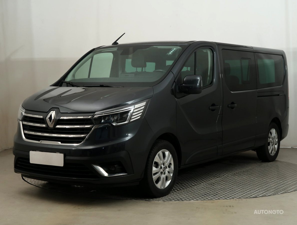 Renault Trafic, 2022 - pohled č. 3